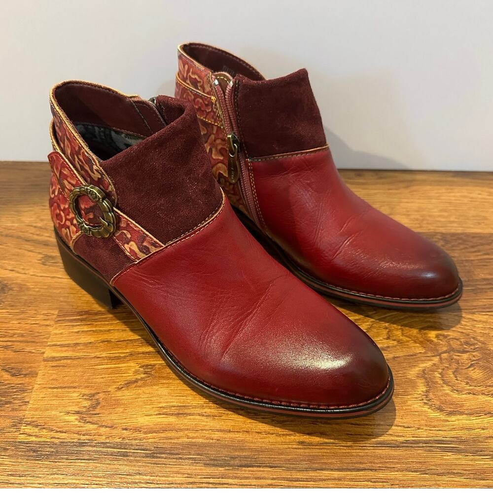 L’Artiste by Spring Step Tiatia Ankle Booties Women’s 6 Red Leather Suede Bold
